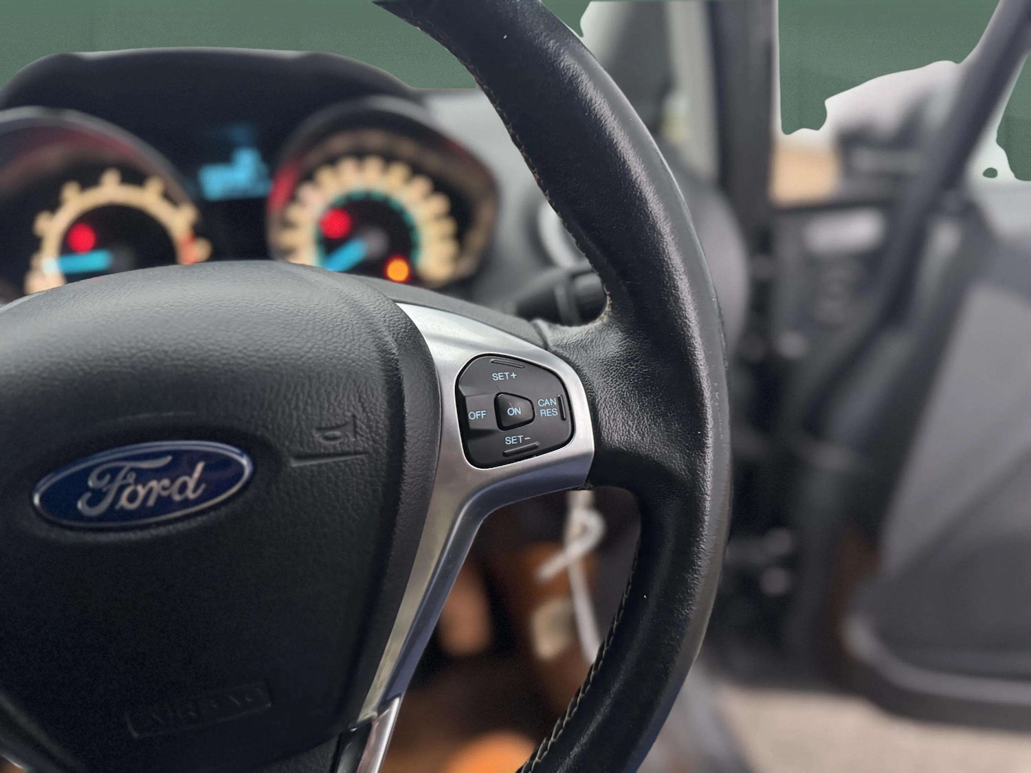 Used Ford Fiesta 2015 for sale - 77285751: Photo 19