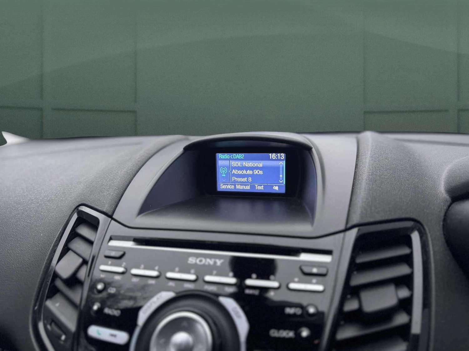 Used Ford Fiesta 2015 for sale - 77285751: Photo 25