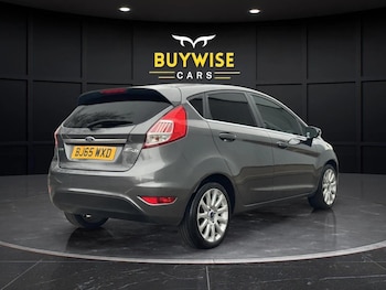 Used Ford Fiesta 2015 for sale - 77285751: Photo