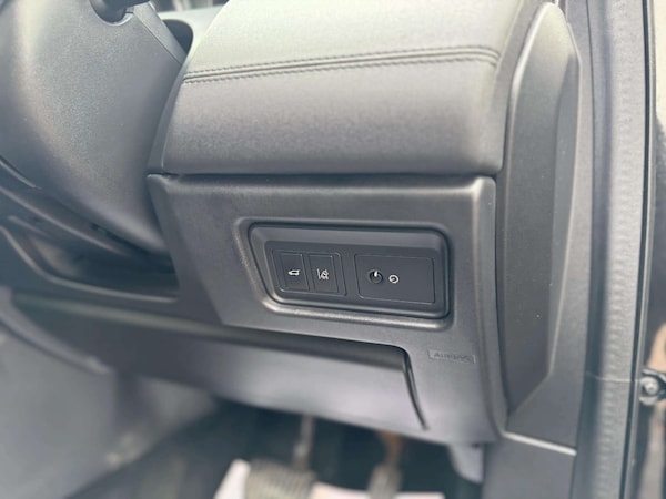 Used Land Rover Discovery Sport 2017 for sale - 76181197: Photo 33