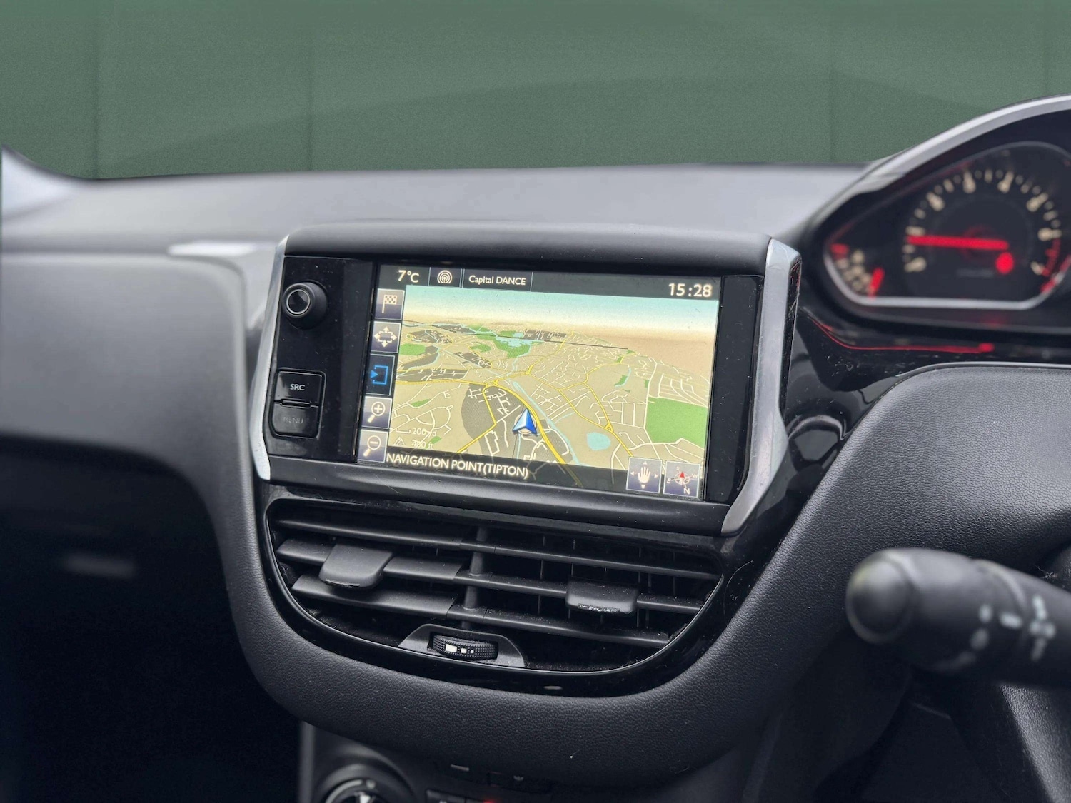 Used Peugeot 208 2015 for sale - 77319117: Photo 16