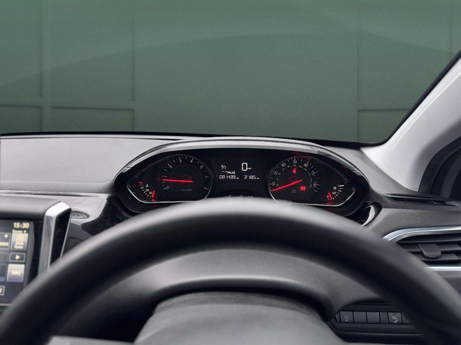 Used Peugeot 208 2015 for sale - 77319117: Photo 32