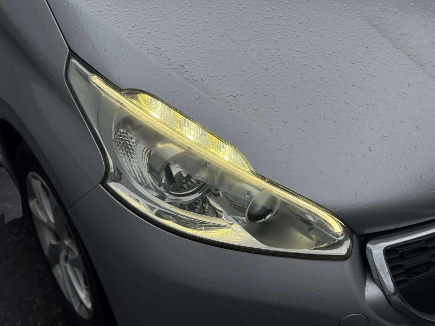 Used Peugeot 208 2015 for sale - 77319117: Photo 34