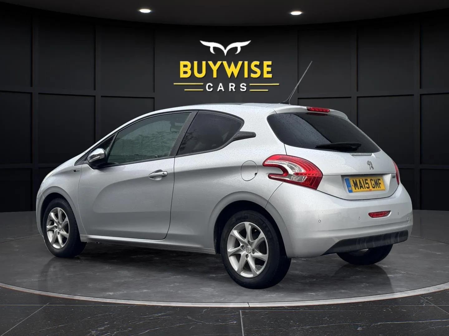 Used Peugeot 208 2015 for sale - 77319117: Photo 4