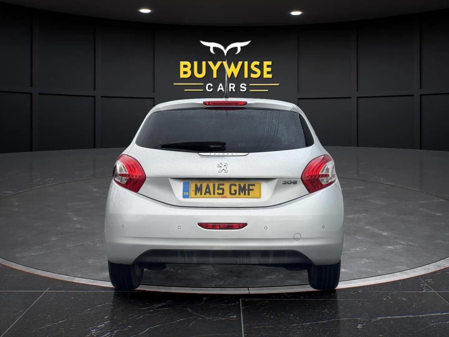 Used Peugeot 208 2015 for sale - 77319117: Photo 8