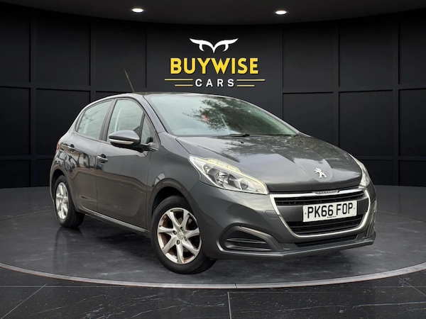 Used Peugeot 208 2016 for sale - 76206247: Photo 2