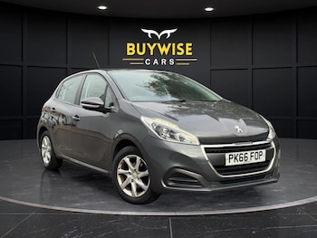 Used Peugeot 208 2016 for sale - 76206247: Photo 2