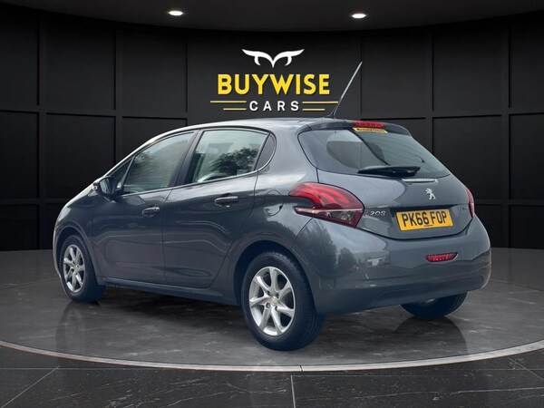 Used Peugeot 208 2016 for sale - 76206247: Photo 4