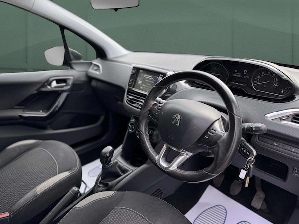 Used Peugeot 208 2016 for sale - 76206247: Photo 9