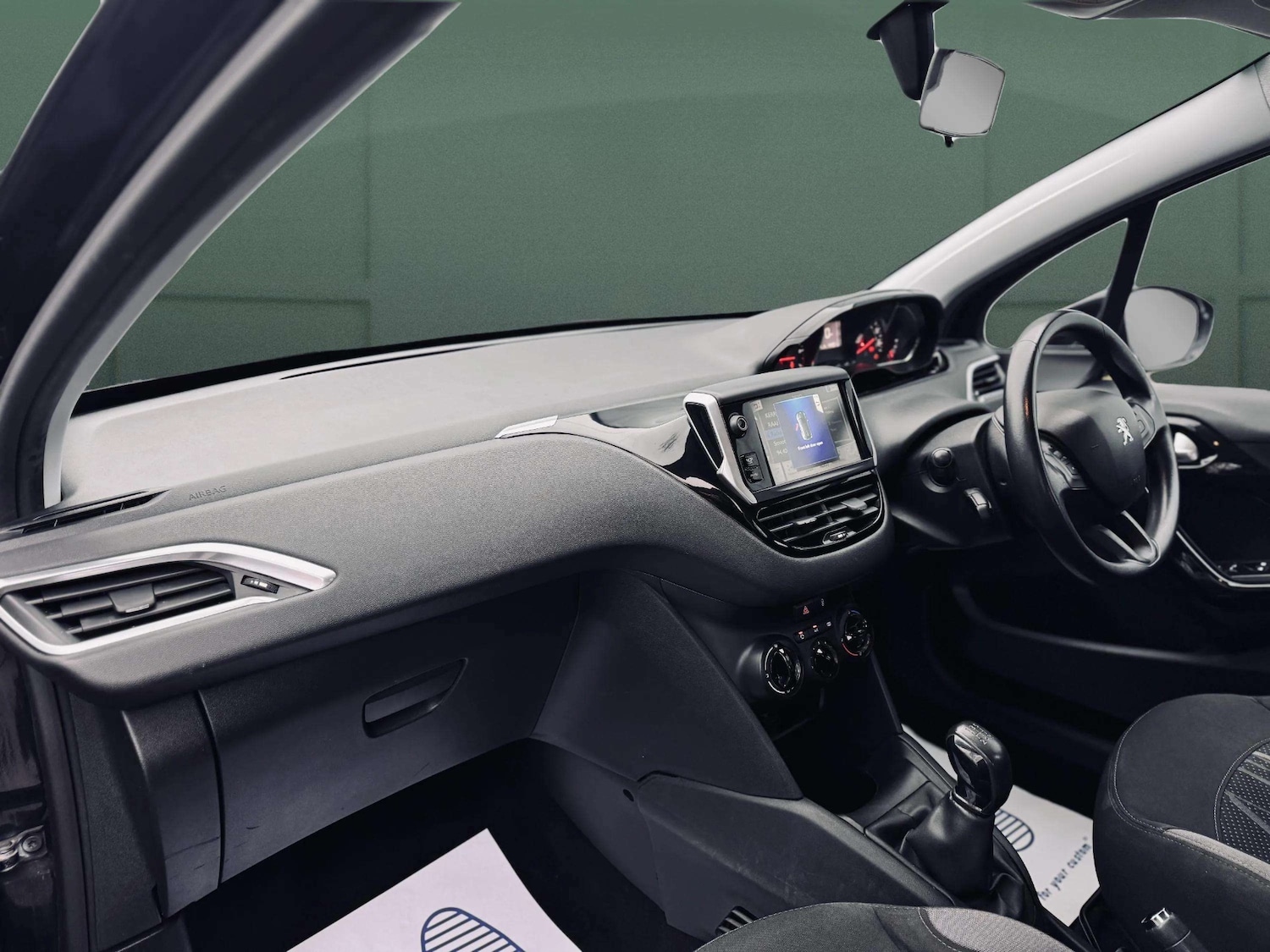 Used Peugeot 208 2012 for sale - 77418432: Photo 11