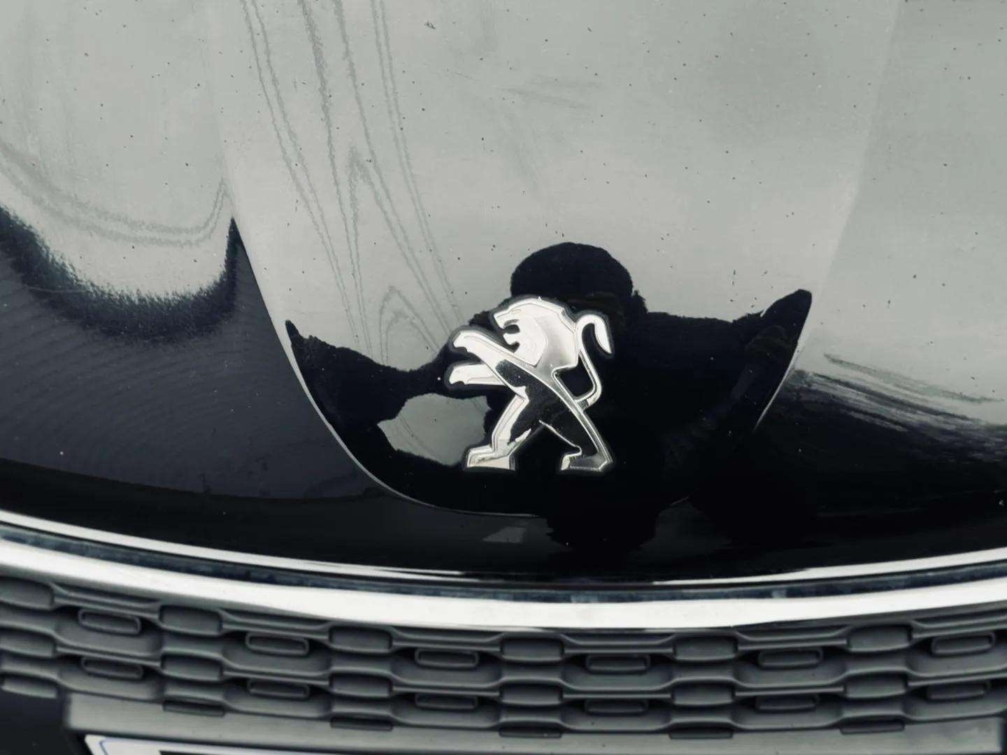 Used Peugeot 208 2012 for sale - 77418432: Photo 32