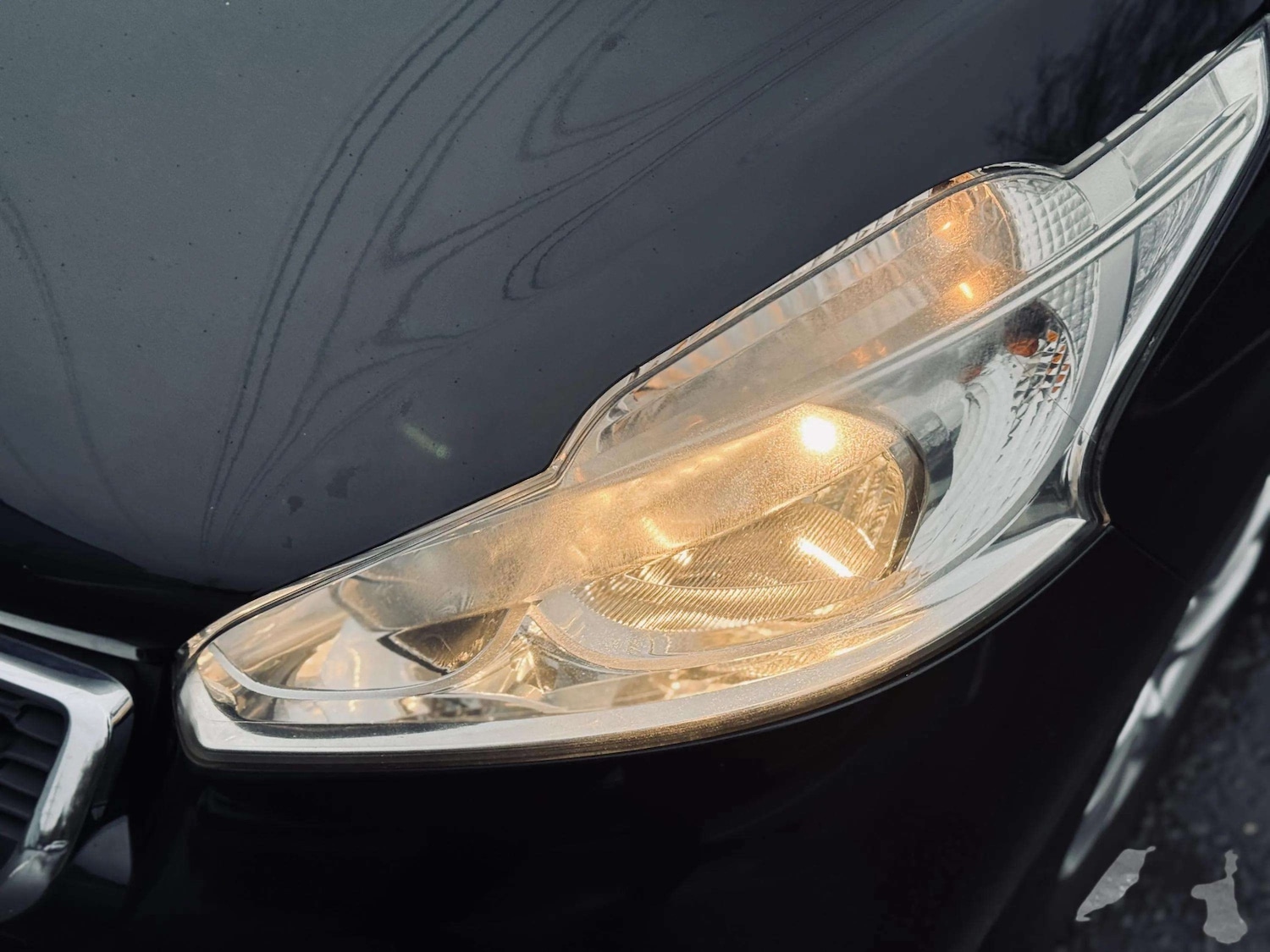 Used Peugeot 208 2012 for sale - 77418432: Photo 33