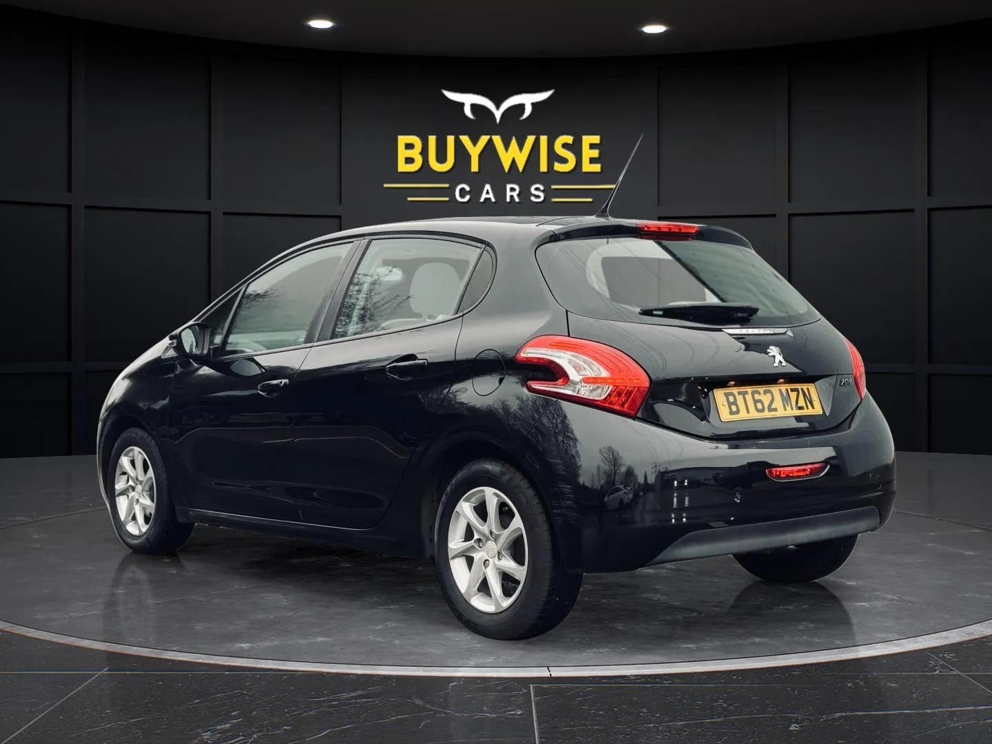 Used Peugeot 208 2012 for sale - 77418432: Photo 4