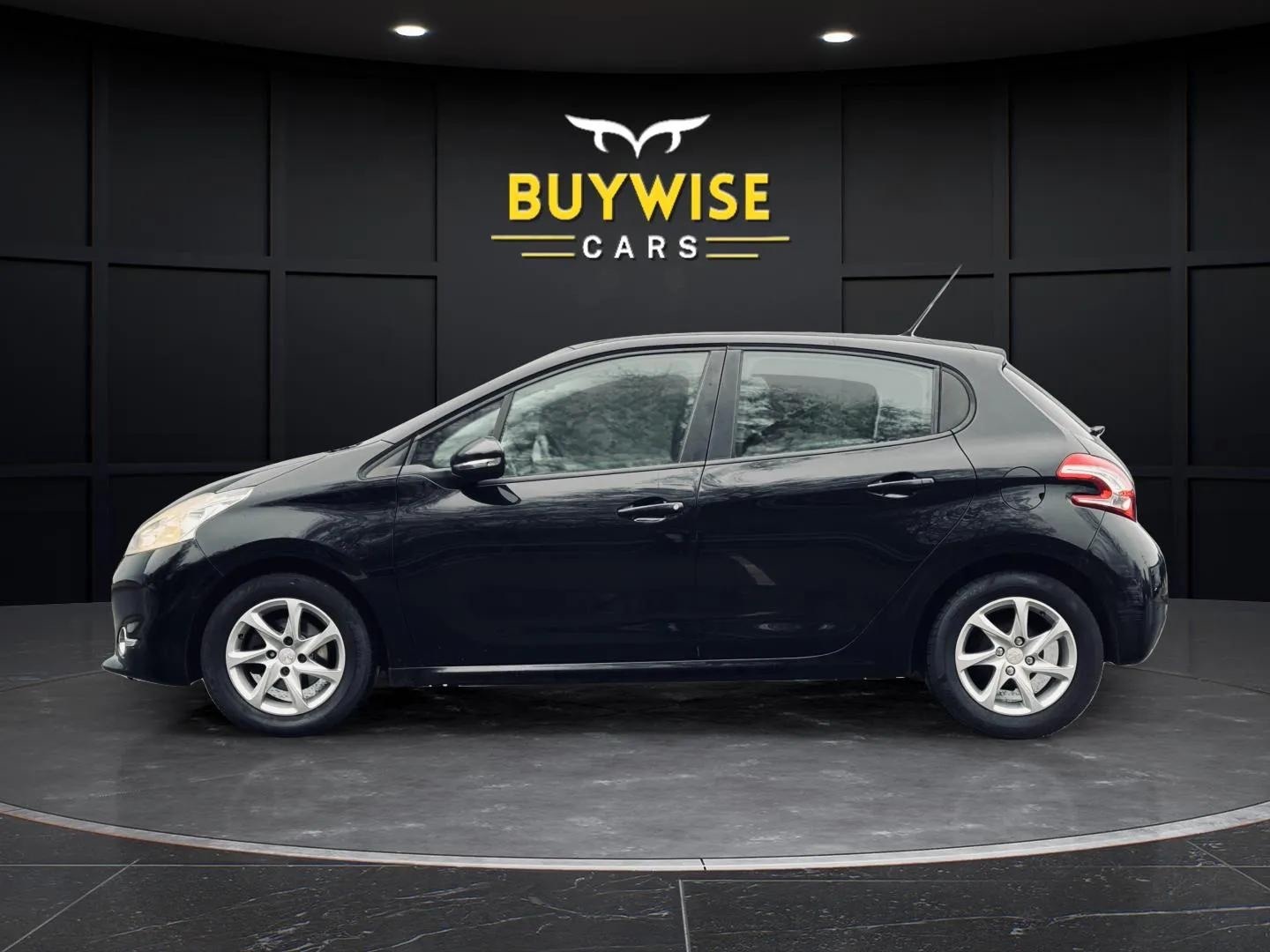 Used Peugeot 208 2012 for sale - 77418432: Photo 6