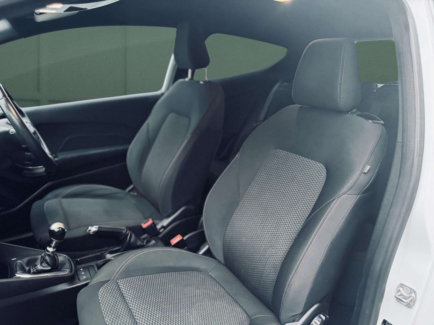 Used Ford Fiesta 2018 for sale - 76494110: Photo 19