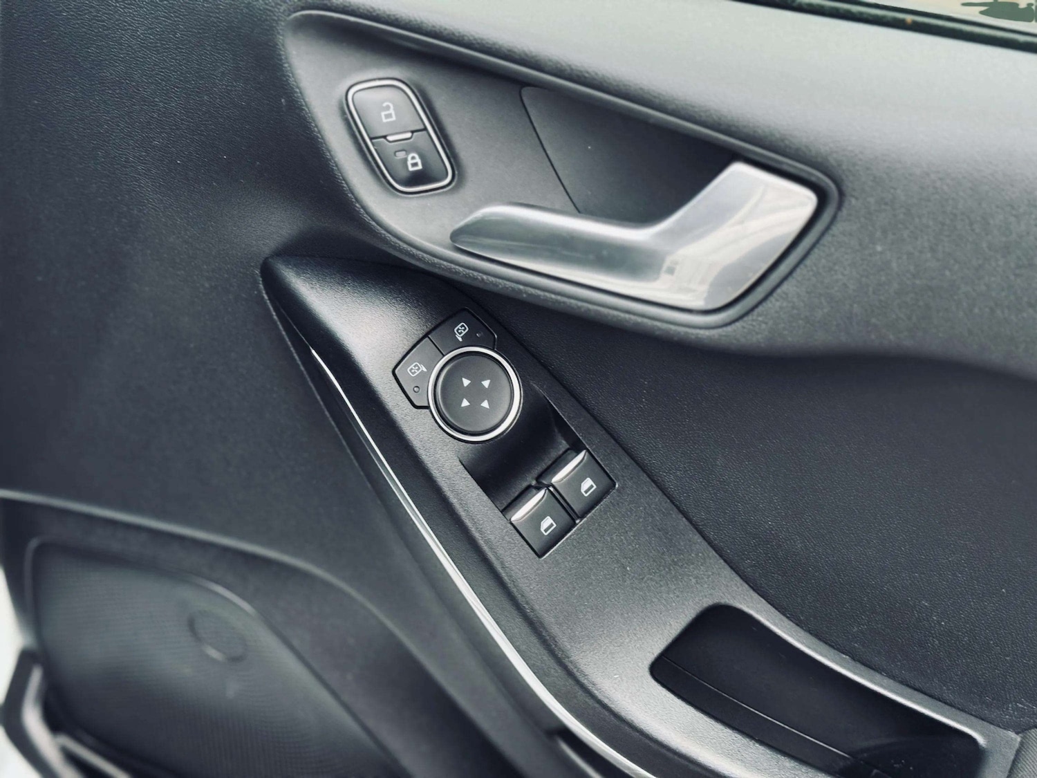 Used Ford Fiesta 2018 for sale - 76494110: Photo 34