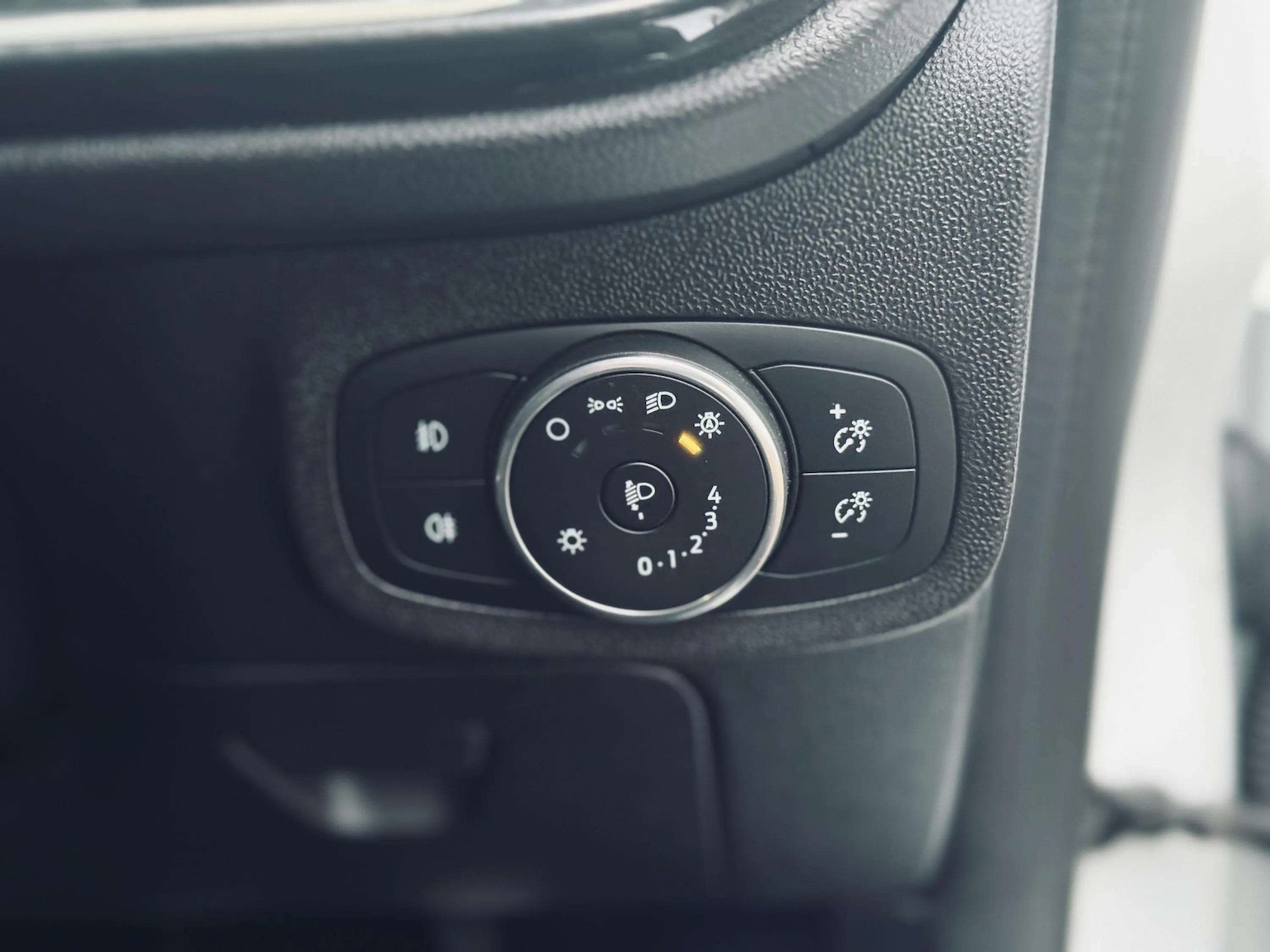 Used Ford Fiesta 2018 for sale - 76494110: Photo 35