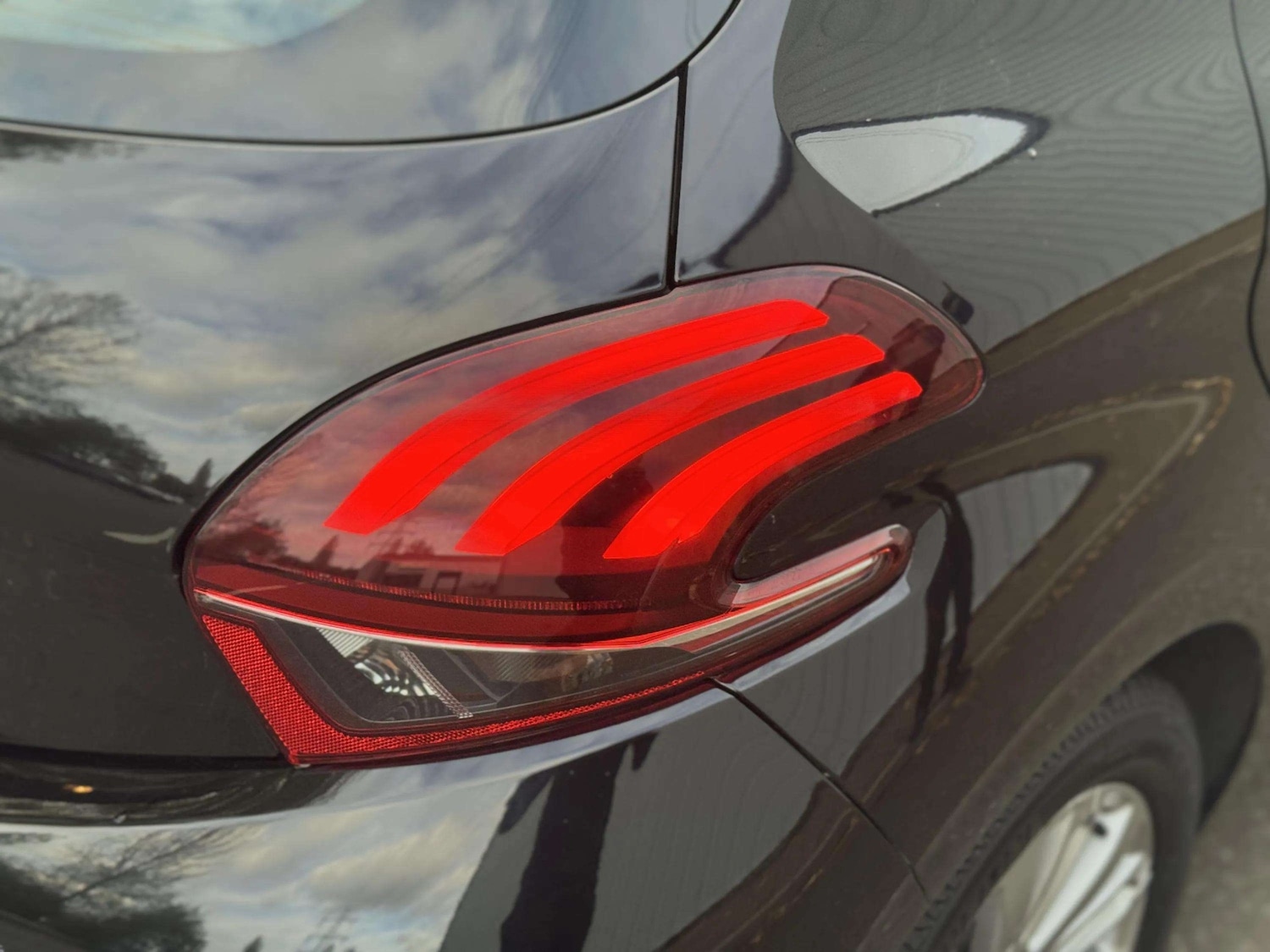 Used Peugeot 208 2019 for sale - 76626595: Photo 41