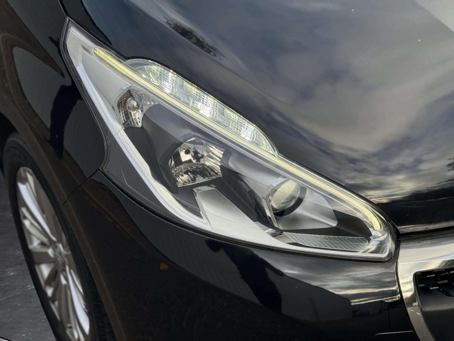 Used Peugeot 208 2019 for sale - 76626595: Photo 42