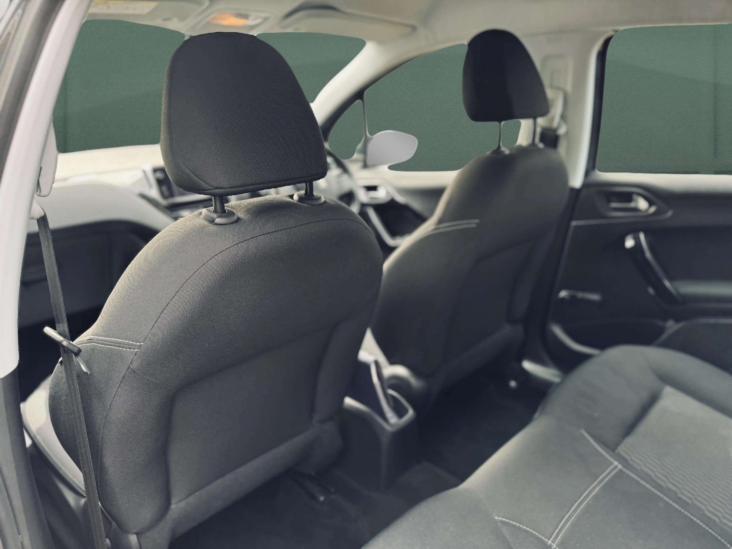 Used Peugeot 208 2016 for sale - 76492339: Photo 28