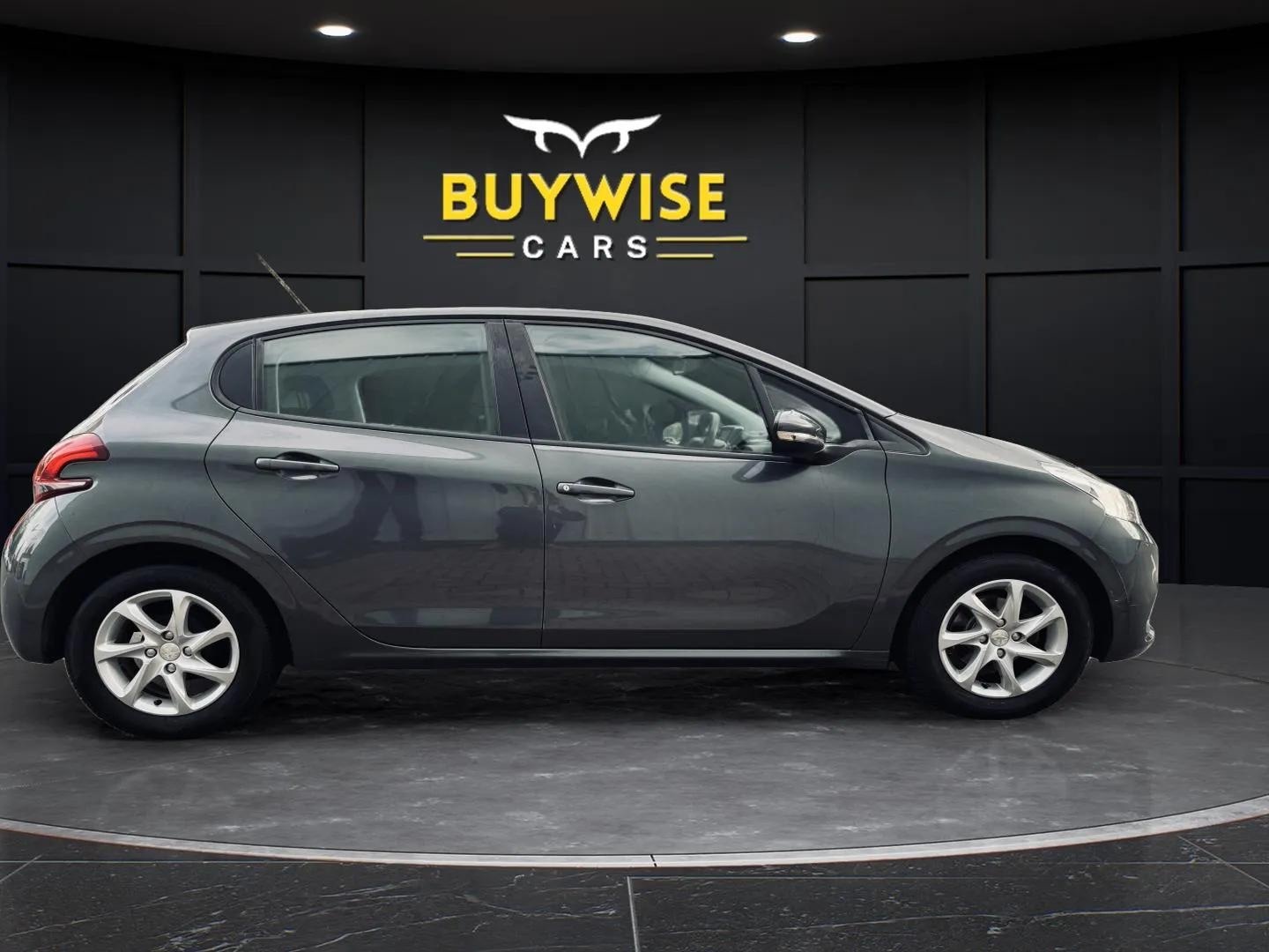 Used Peugeot 208 2016 for sale - 76492339: Photo 6