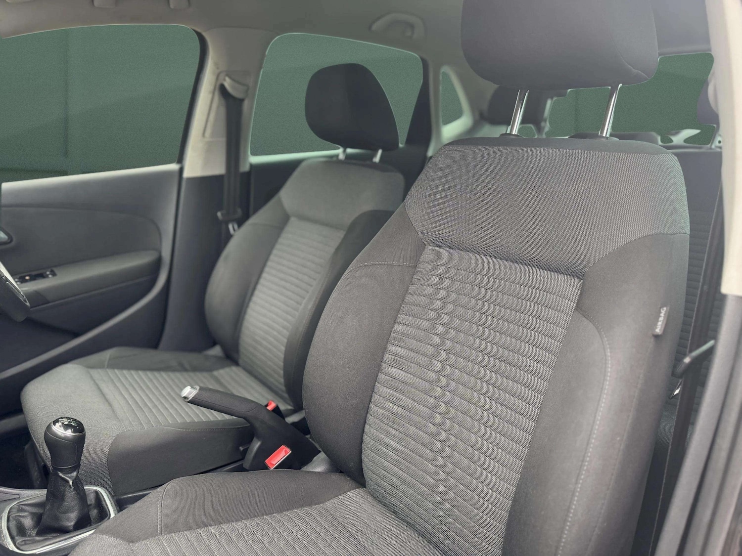 Used Volkswagen Polo 2013 for sale - 77318649: Photo 12