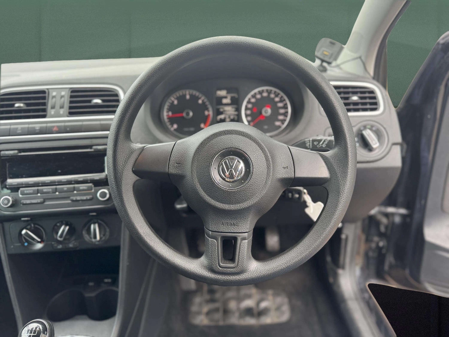 Used Volkswagen Polo 2013 for sale - 77318649: Photo 14