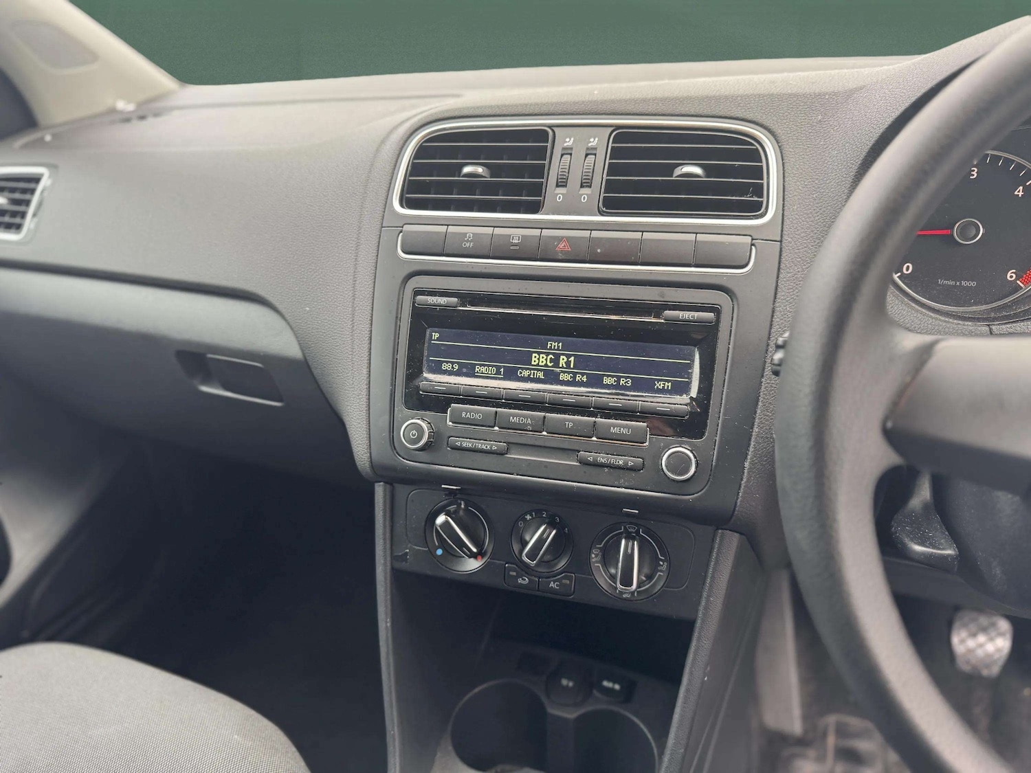 Used Volkswagen Polo 2013 for sale - 77318649: Photo 17