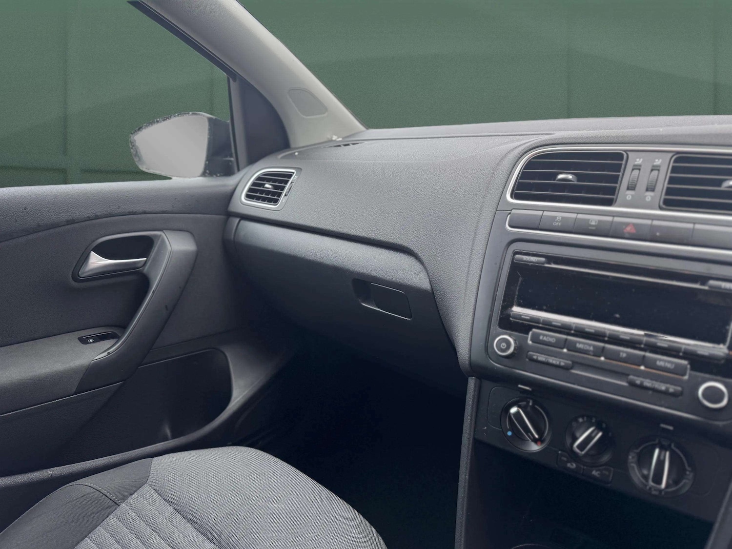 Used Volkswagen Polo 2013 for sale - 77318649: Photo 19