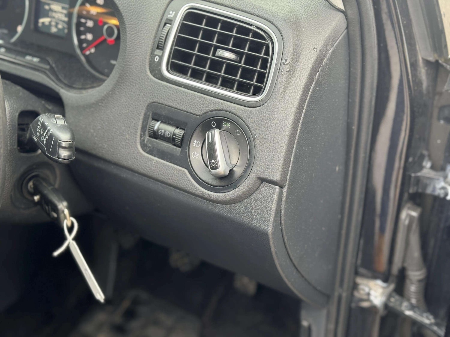 Used Volkswagen Polo 2013 for sale - 77318649: Photo 20