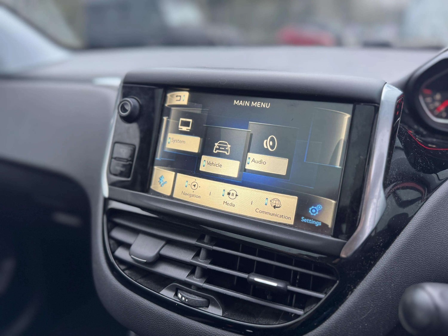 Used Peugeot 208 2014 for sale - 77393692: Photo 21