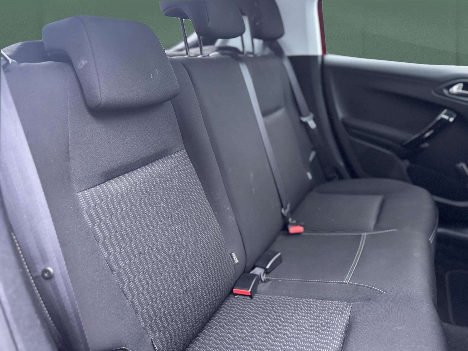 Used Peugeot 208 2014 for sale - 77393692: Photo 34