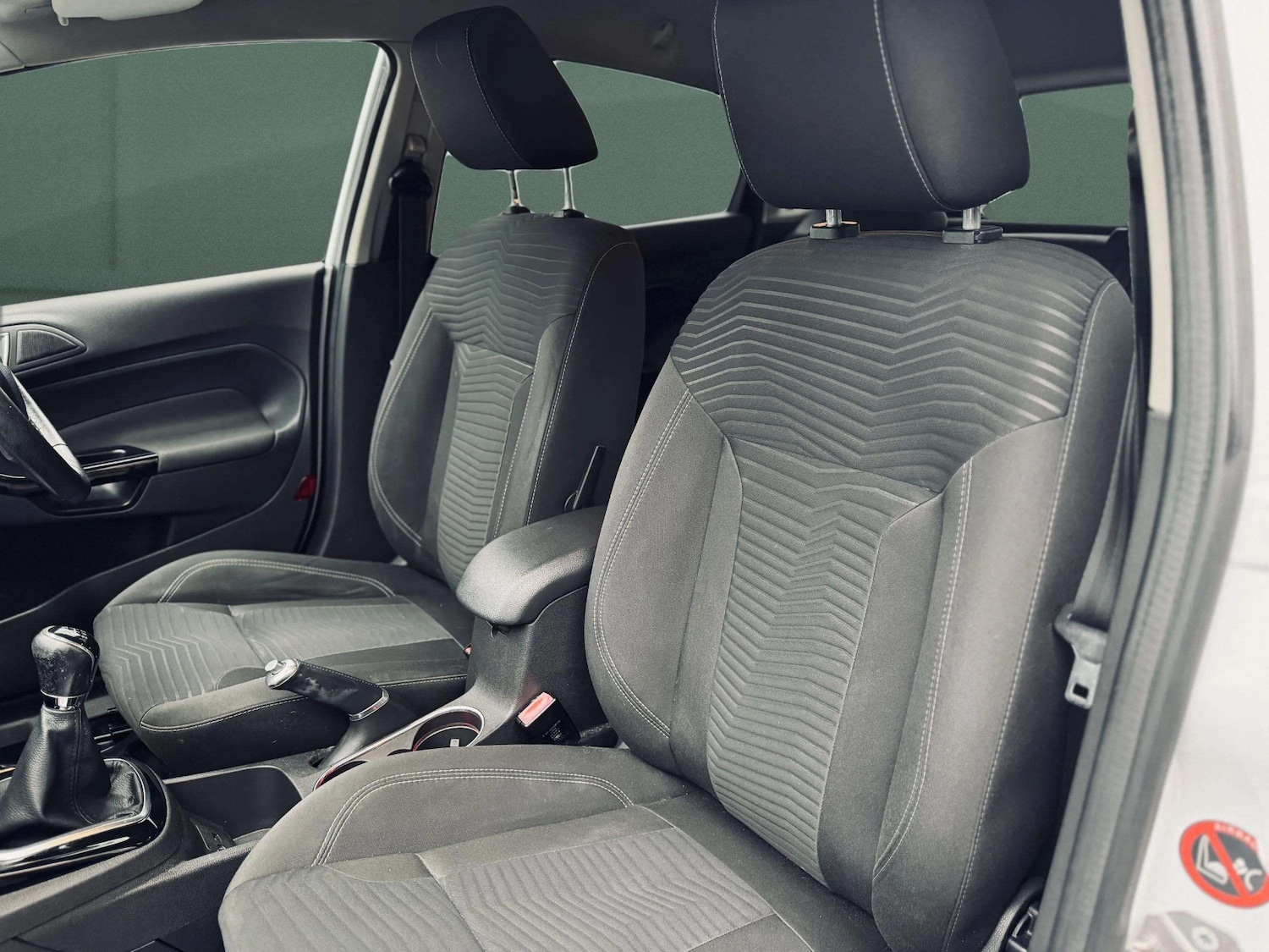 Used Ford Fiesta 2015 for sale - 76815647: Photo 12