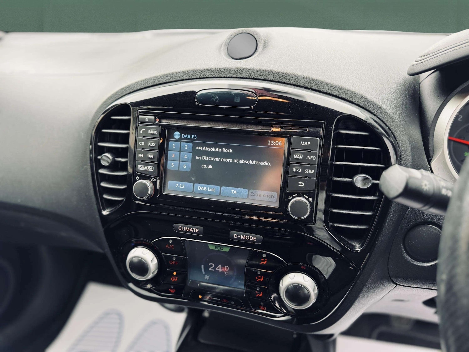 Used Nissan Juke 2015 for sale - 76206228: Photo 26