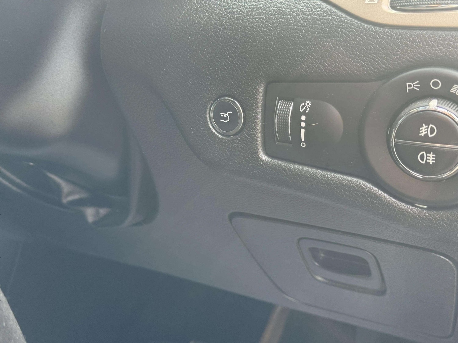 Used Jeep Cherokee 2014 for sale - 78028204: Photo 26