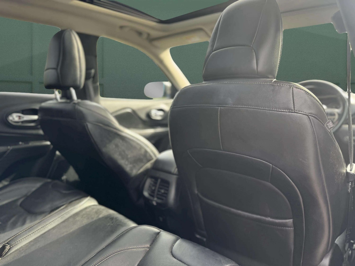 Used Jeep Cherokee 2014 for sale - 78028204: Photo 33