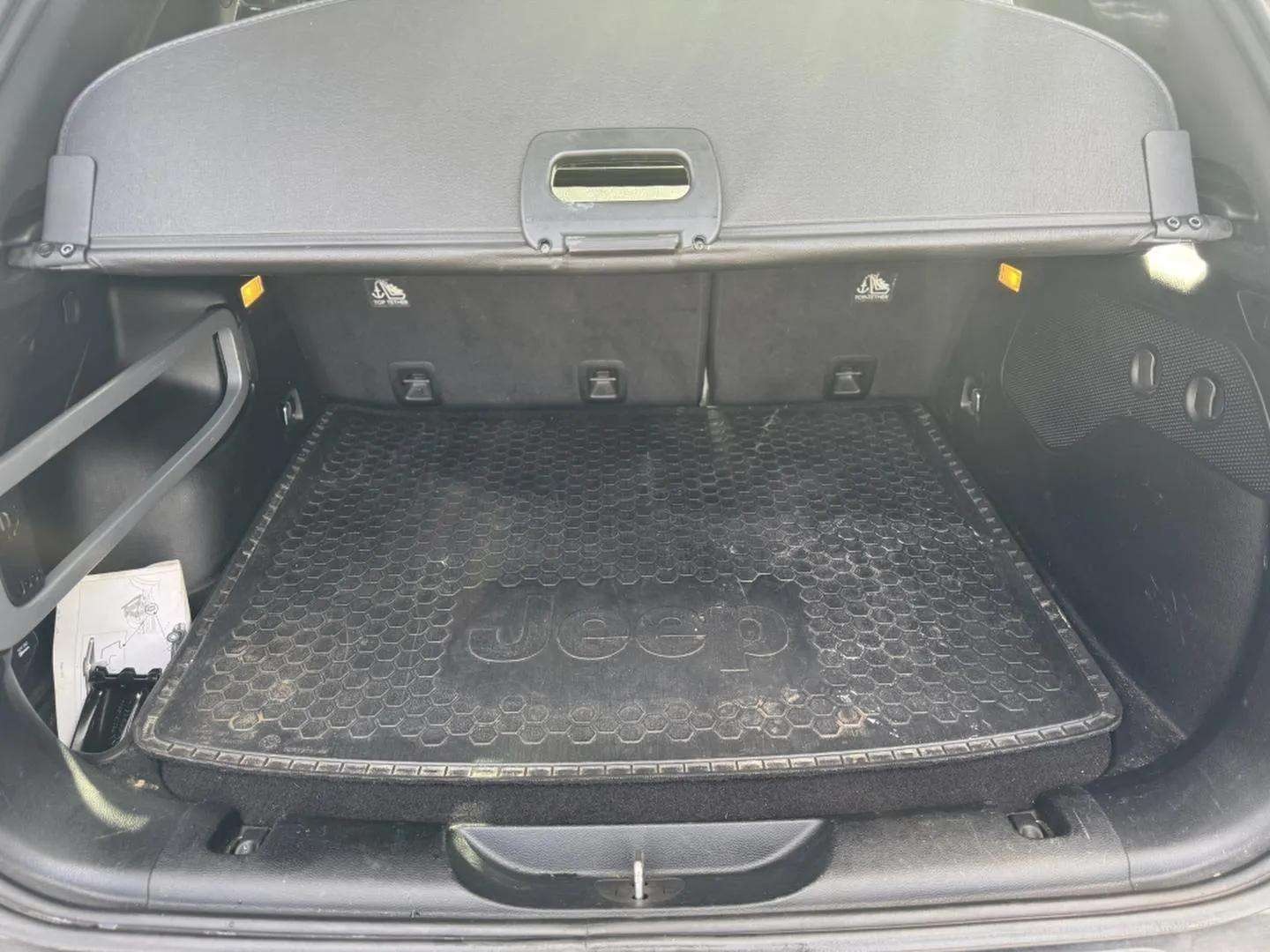 Used Jeep Cherokee 2014 for sale - 78028204: Photo 46