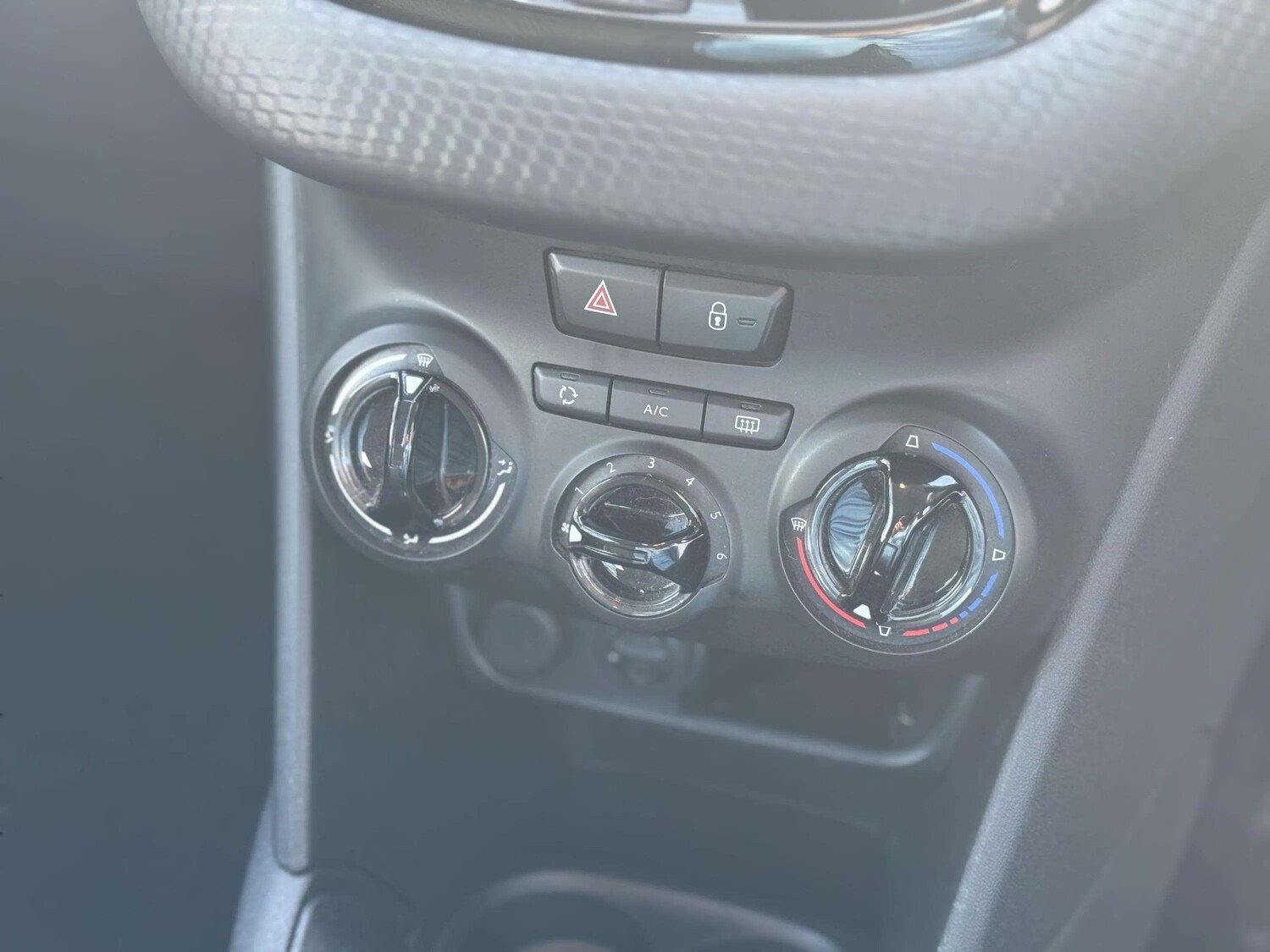 Used Peugeot 208 2016 for sale - 77707998: Photo 23