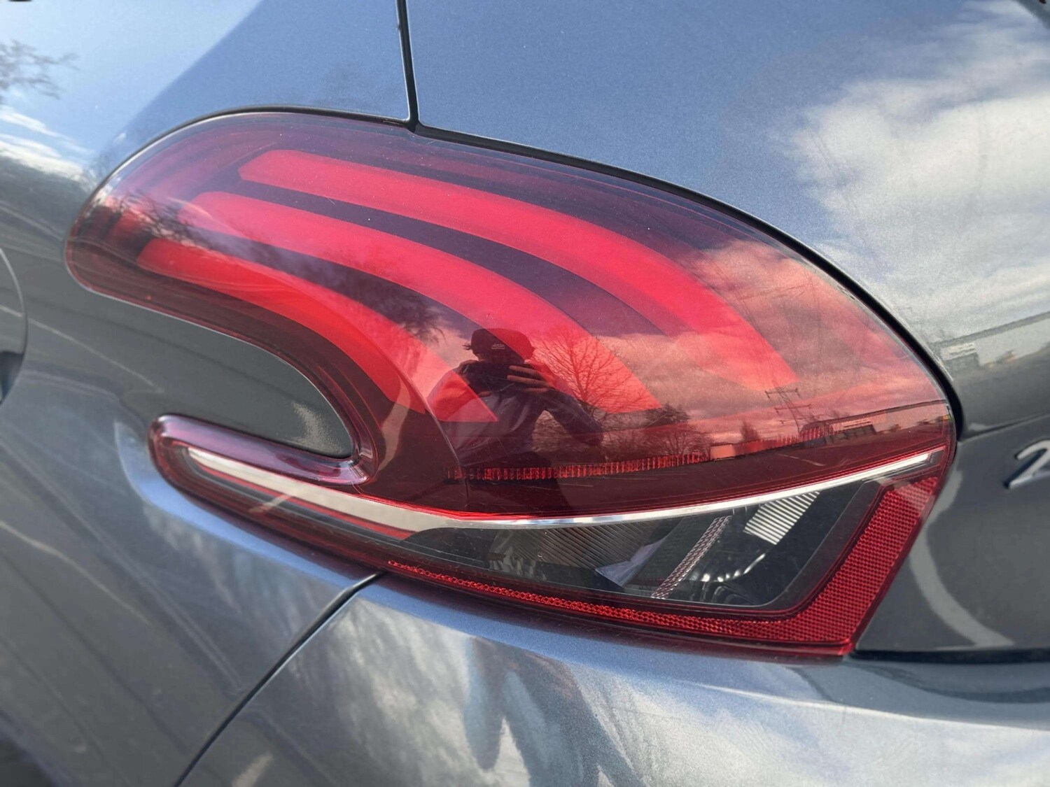 Used Peugeot 208 2016 for sale - 77707998: Photo 32