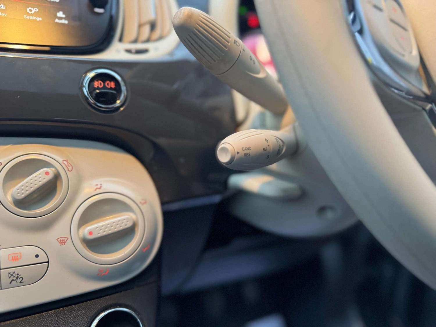 Used Fiat 500 2018 for sale - 76589935: Photo 31