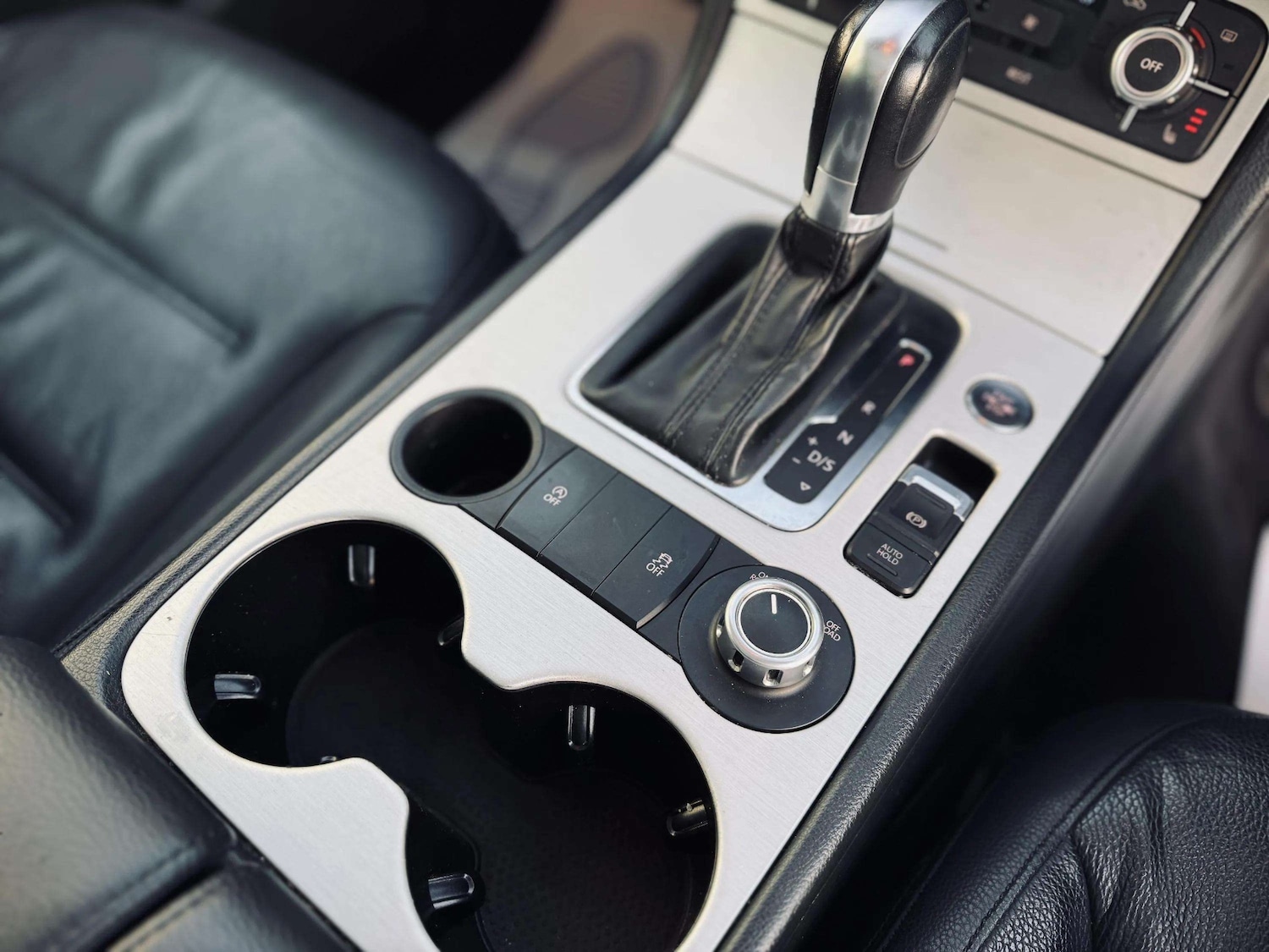 Used Volkswagen Touareg 2014 for sale - 76595243: Photo 28