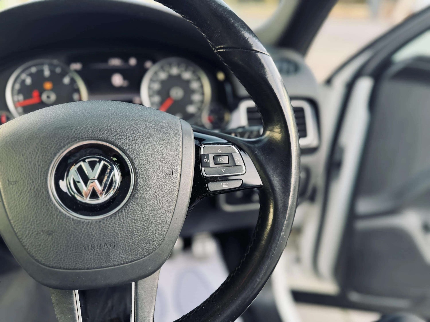 Used Volkswagen Touareg 2014 for sale - 76595243: Photo 36