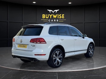 Used Volkswagen Touareg 2014 for sale - 76595243: Photo
