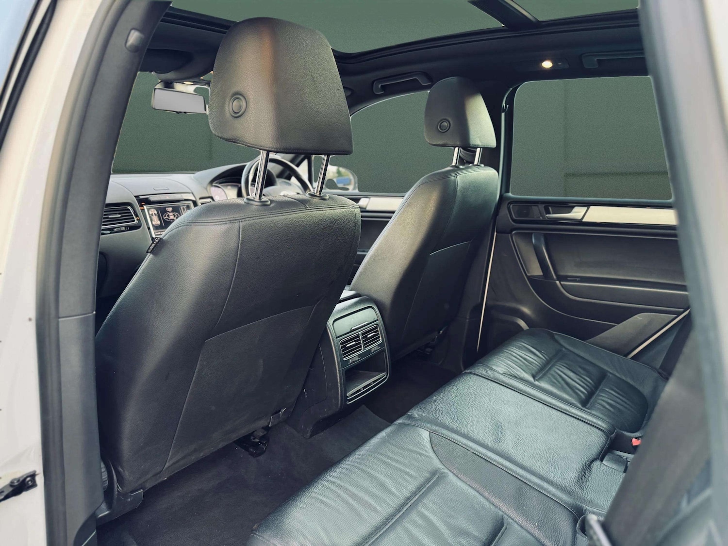 Used Volkswagen Touareg 2014 for sale - 76595243: Photo 41