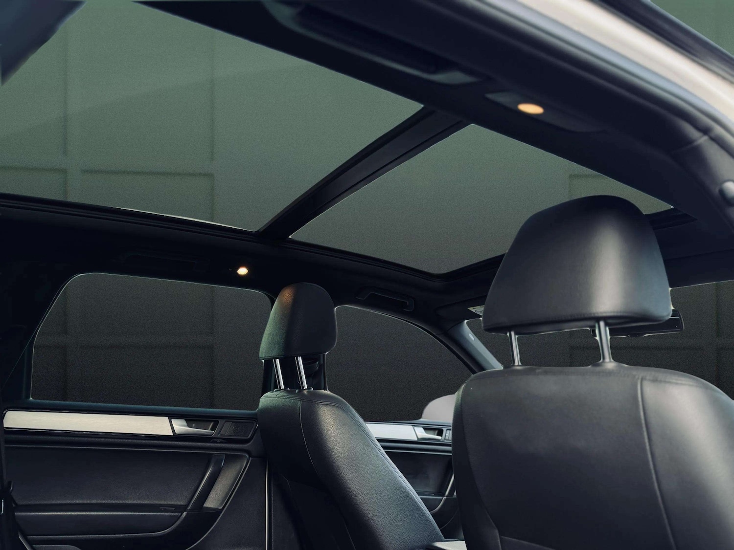 Used Volkswagen Touareg 2014 for sale - 76595243: Photo 45