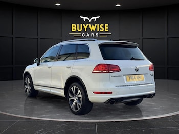 Used Volkswagen Touareg 2014 for sale - 76595243: Photo