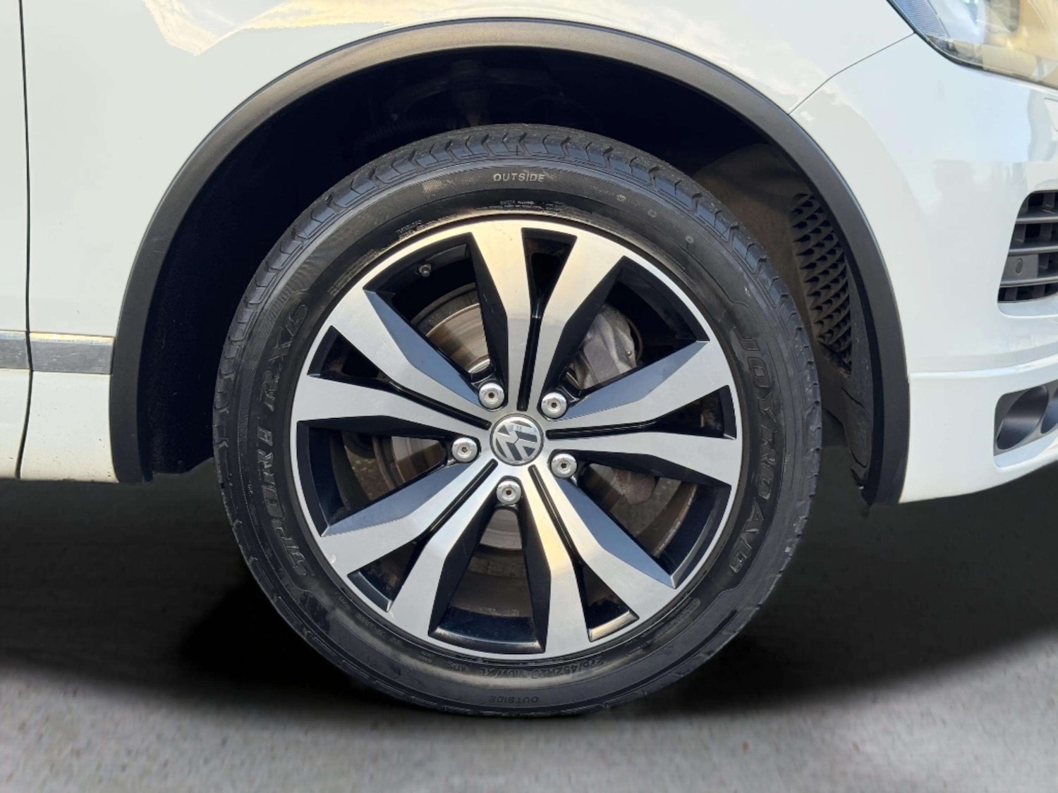 Used Volkswagen Touareg 2014 for sale - 76595243: Photo 9