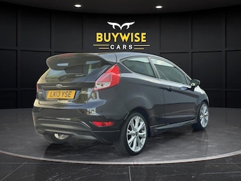 Used Ford Fiesta 2013 for sale - 75561044: Photo