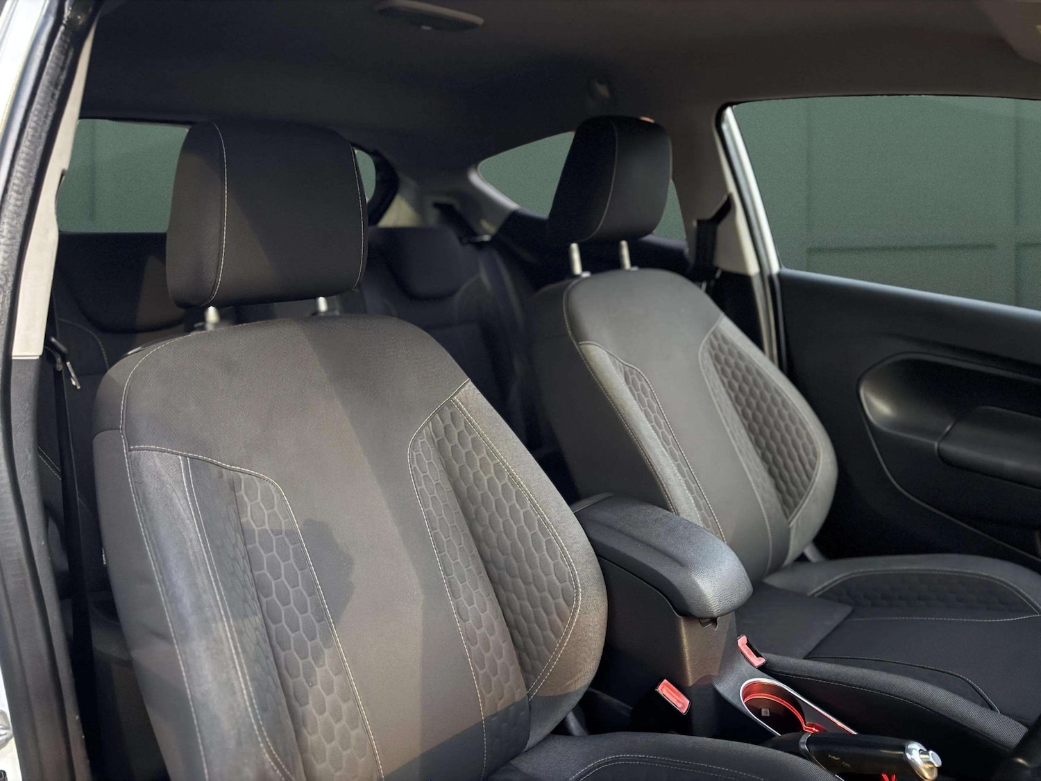 Used Ford Fiesta 2014 for sale - 76895034: Photo 10