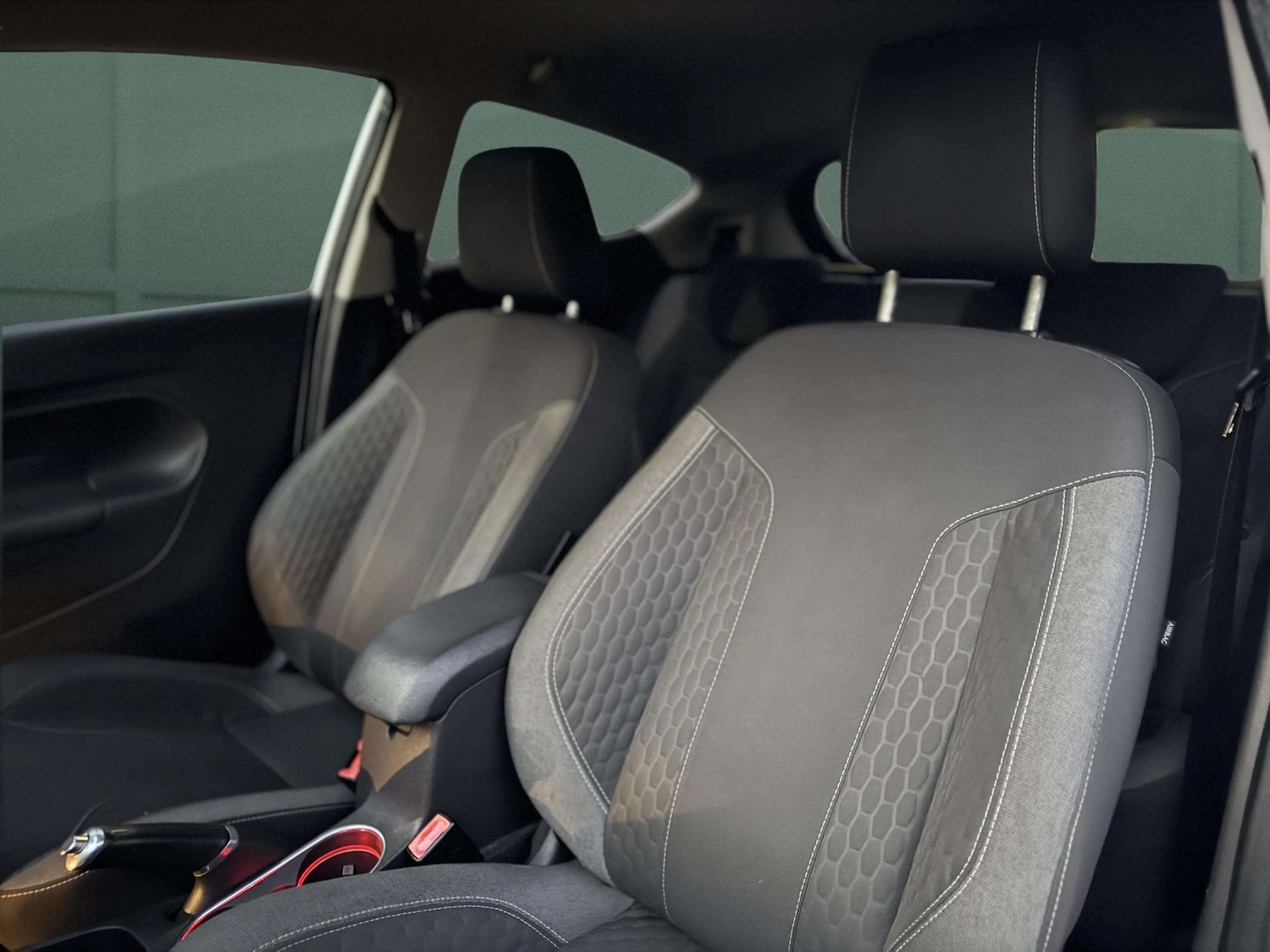 Used Ford Fiesta 2014 for sale - 76895034: Photo 12